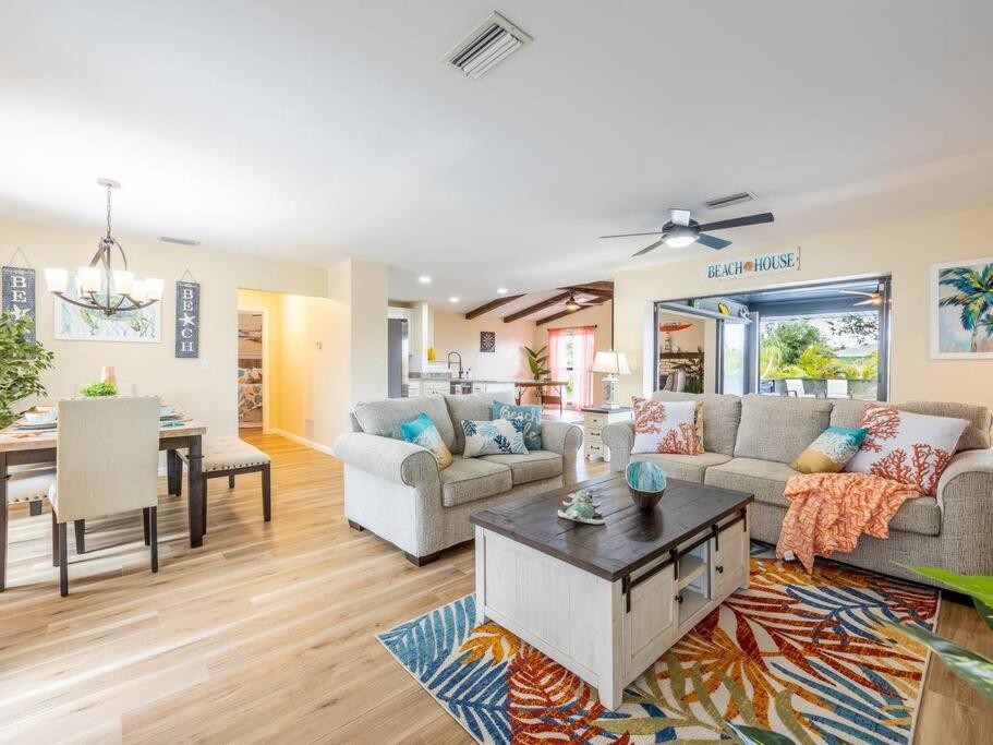 Englewood, Manasota Keys - 2 Bedroom Luxury Villa, Pool, Game Room, 6 Min To Beaches Next To Canal Eksteriør bilde